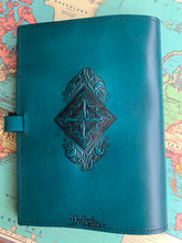 Load image into Gallery viewer, A4 Leather Journal Cover - Celtic Shield Knot - Green - with clasp
